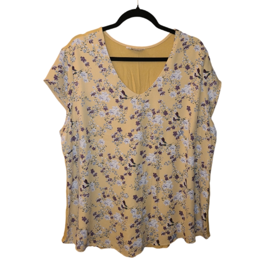 2/$35!‎ Denver Hayes Yellow Floral Short Sleeve Blouse